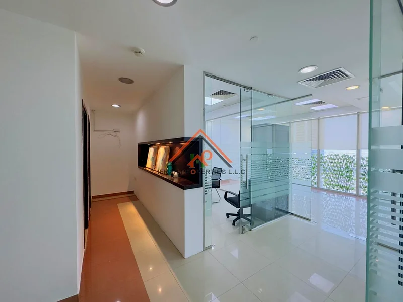 FULLY FITTED || GLASS PARTITIONS || NEAR TO METRO64070073809794111