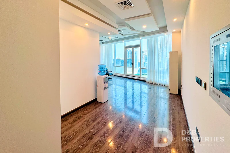 Burj Khalifa View | Spacious Layout | Vacant64070634941443114
