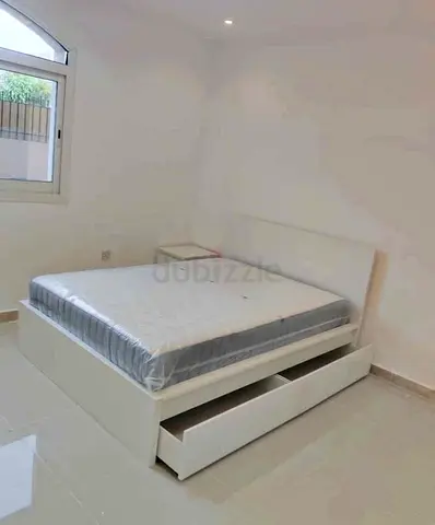 IKEA Malam double bed with 2 storage drawers underneath and Ikea mattress 140×200cm