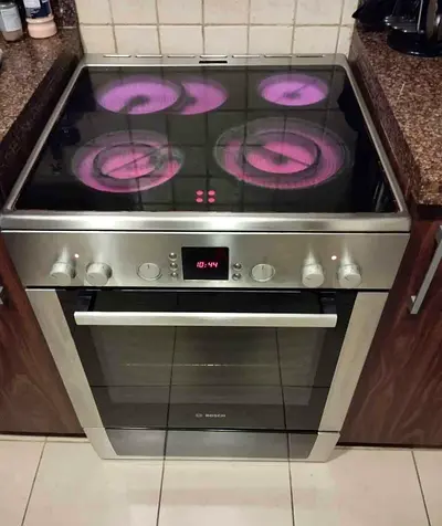 Bosch 60x60cm Electric Ceramic Cooker stove