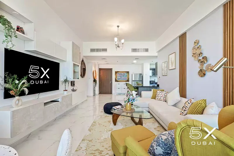 FiveX | Elegant 2BR + Ensuite Extra Room64050803059075112