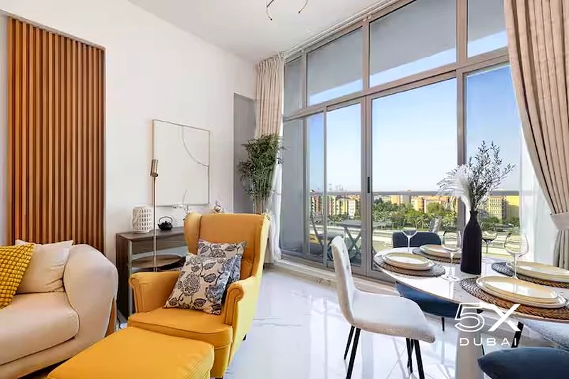 FiveX | Elegant 2BR + Ensuite Extra Room64050803059075113