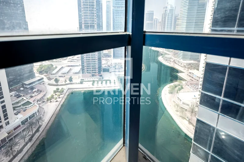 Prime Location | Mid Floor | Spacious Office Unit64072451432835111