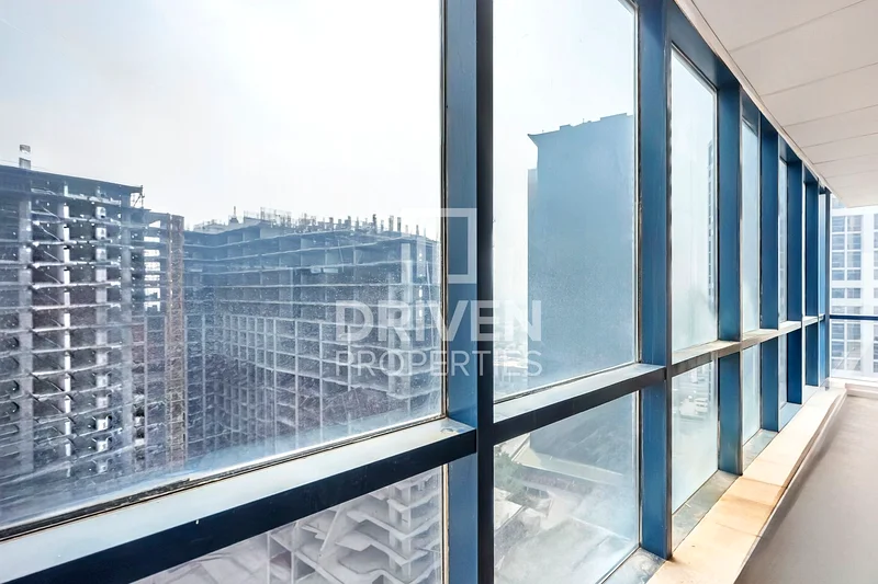 Prime Location | Mid Floor | Spacious Office Unit64072451432835112