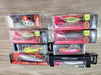 Popers and lures lot