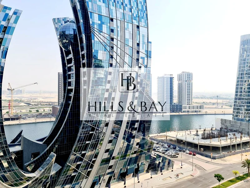 شقة بغرفة نوم واحدة مع إطلالة على القناة | للإيجار 75 ألف درهم 4 شيكلات64170863380483111