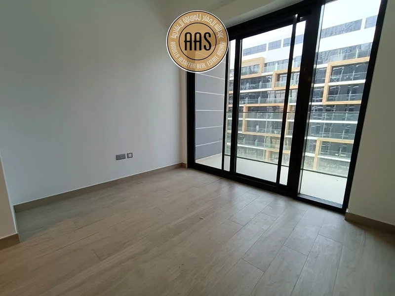 Luxurious and spacious studio with chiller-free only 47k ready to move64153439696129111