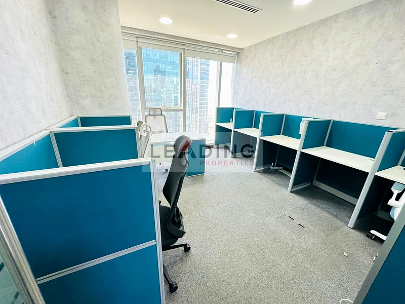 مساحة مكتبية مفروشة بالكامل وقاعة مؤتمرات مجهزة بالكامل64069635709827110