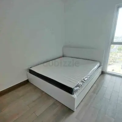 ‎Malam king size bed 180/200cm bed , 2 storage drawers underneath and with Ikea mattress