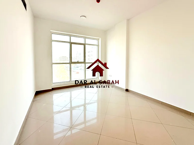 Luxurious Apartment || Well Maintained || Easy Payment plane || On Road Building64187895323265110