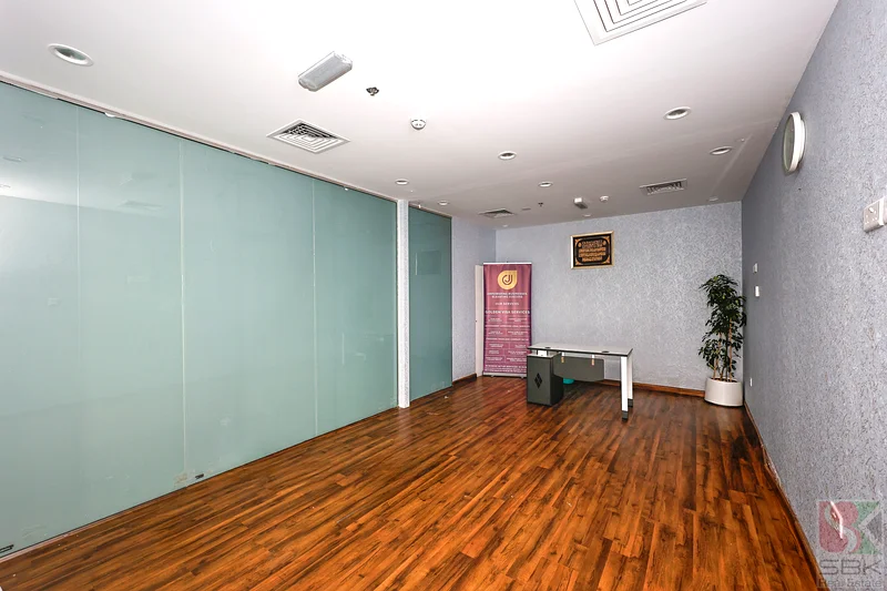 Spacious Shop for Rent | Prime Location | 5,000 Sqft | Ideal for Multiple Business Types64051791232387111