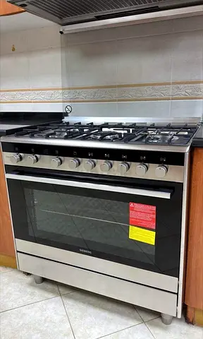 Siemens Gas Cooking Range 90CM Width 60CM Depth