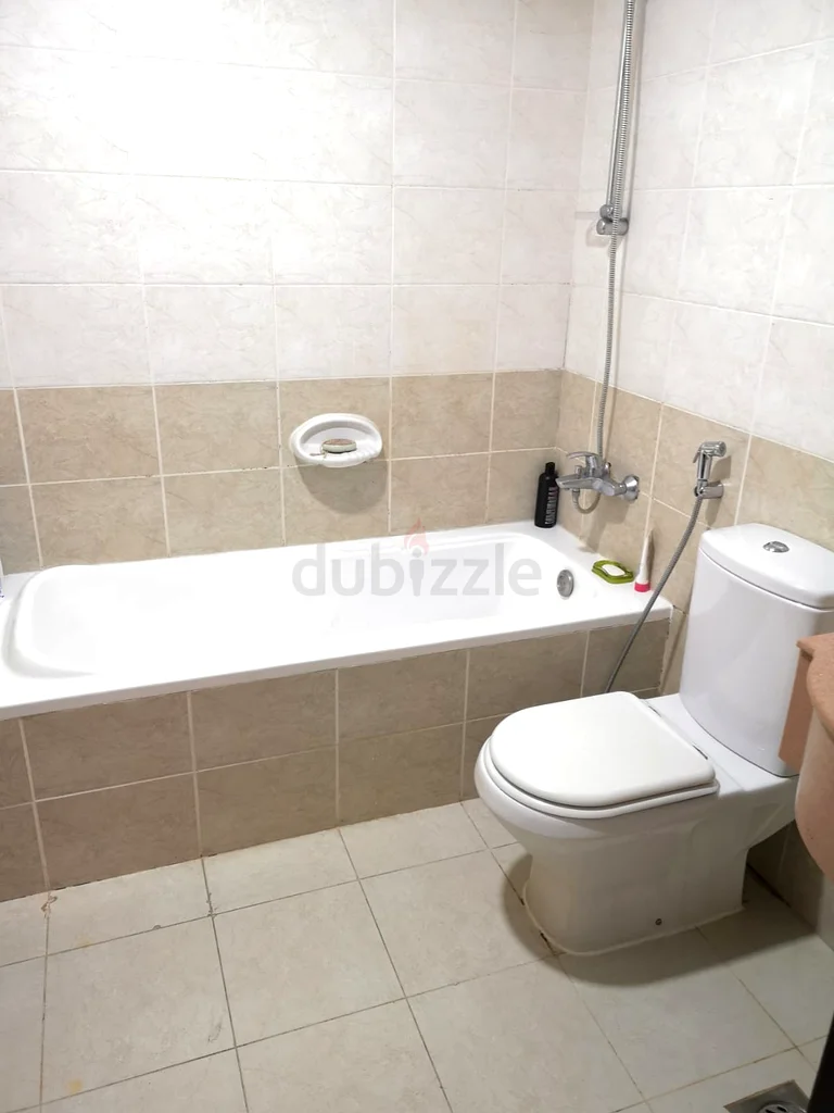 Private room with balcony for 1 or 2 boys @MOE metro, Al Barsha164048297849602113