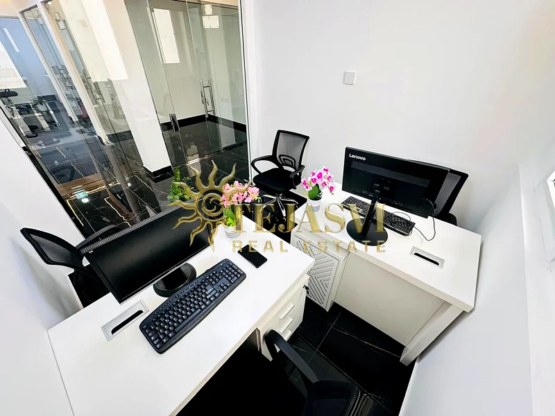 Premium Office | no Commission | near to Metro Station64072229083266114