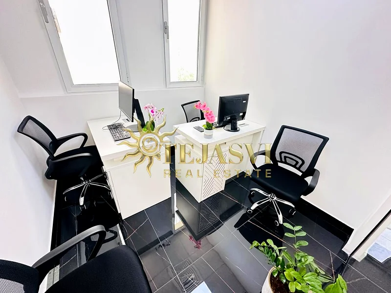 Premium Office | no Commission | near to Metro Station64072229083266110