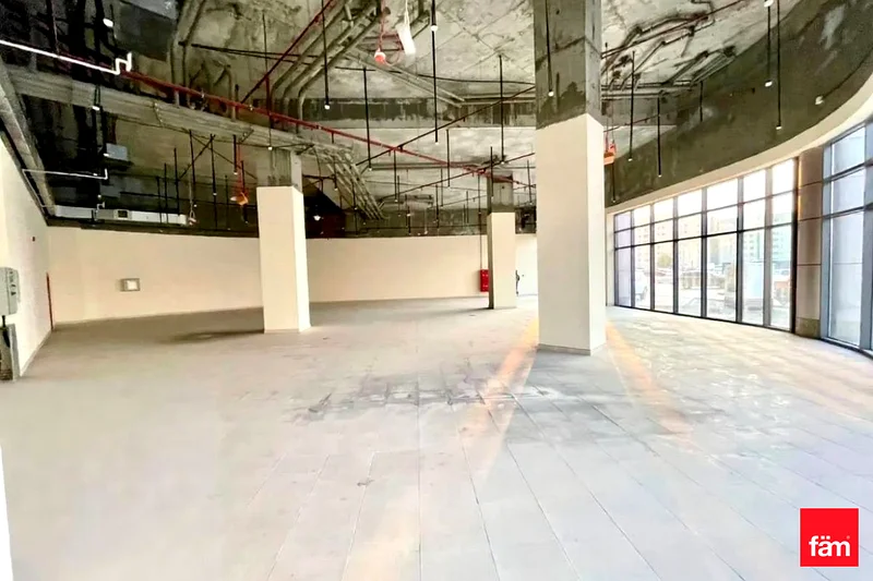 Showroom for Rent | 1 Minute from Metro!!64067903032323113