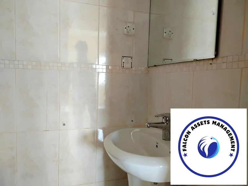شهر مجاني 1 في شقة ستوديو 6 غرف بالقرب من مستشفى أوريانا64194986597250114