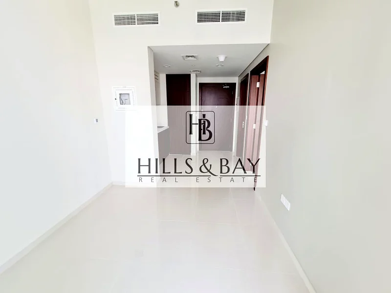 شقة بغرفة نوم واحدة مع إطلالة على القناة | للإيجار 75 ألف درهم 4 شيكلات64170863380483110