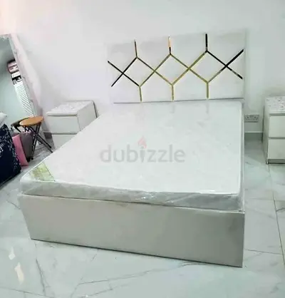 Brand new cosotmerize 160*200 Queen bed