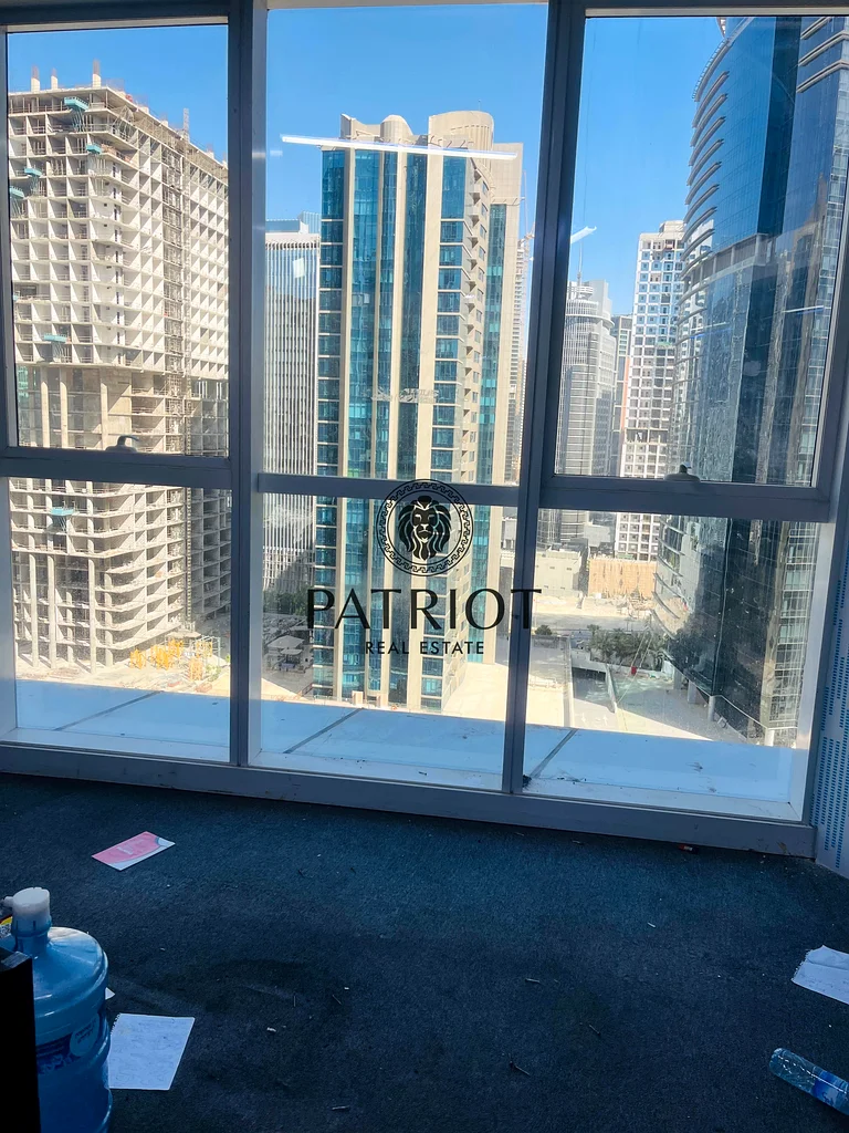 مساحة مكتبية فاخرة في برج إكستشينج، خليج الأعمال64068436736001113