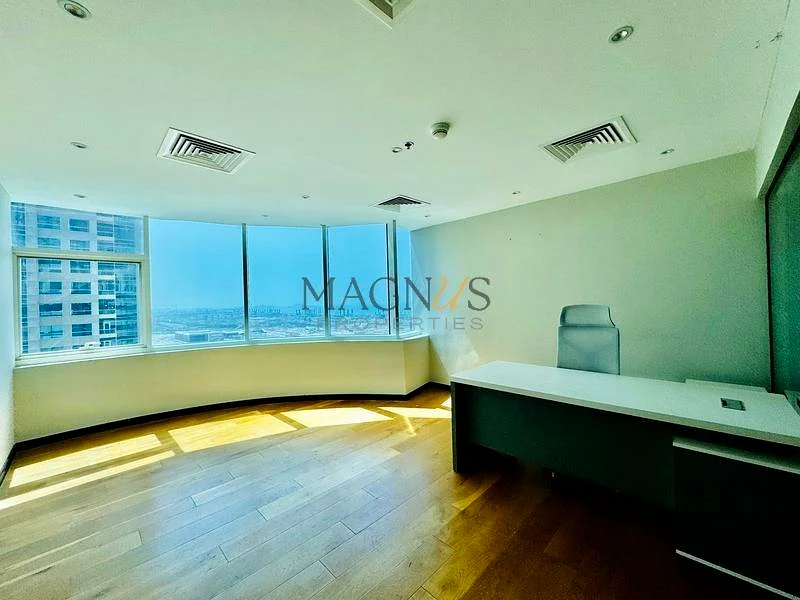 FURNISHED | 3 GLASS CABINS | DMCC FREEZONE64071147481346114