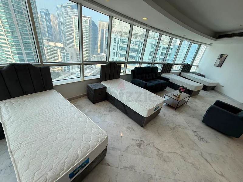 Bedspace in Studio Size Room w/ Living Area | Near Metro  Marina Mall | For Ladies | Fit for 464049535329410110