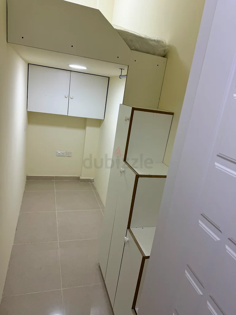 Parition Room || Prime Location || JVC64048534905730111
