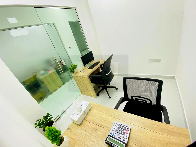 Spacious office  | no Commission | near to Metro Station64064357935107113