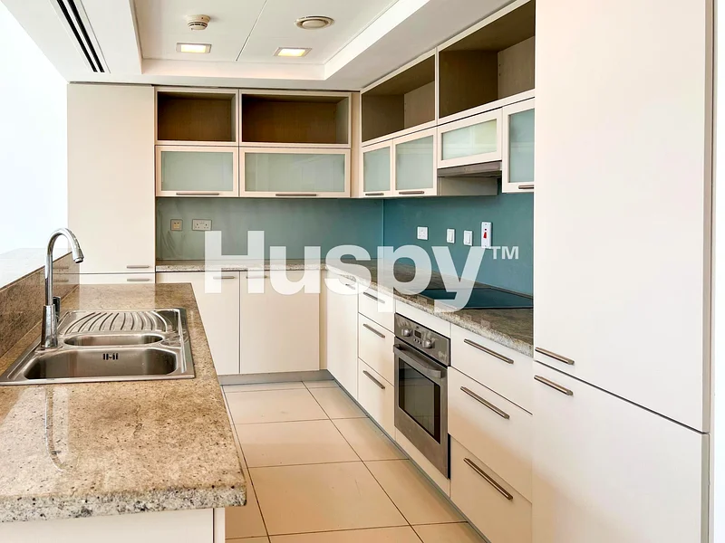 12 شيك | طابق منخفض | شاغر64210278493698114