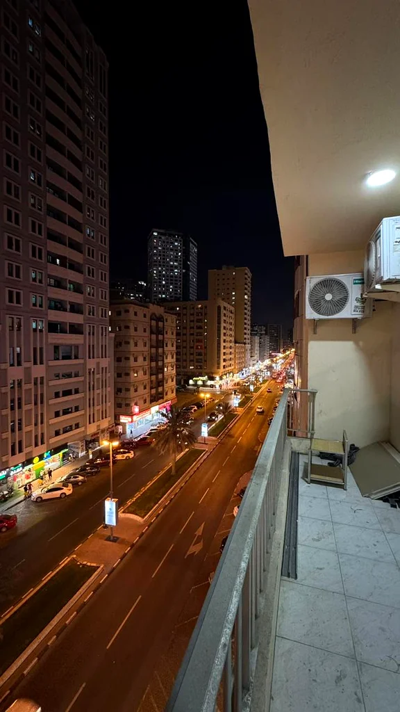 استئجار وحدة مغلقة بالكامل بسعر 700 درهم شهريًا بما في ذلك سلطة المياه والكهرباء مجانًا والواي فاي المجاني64048917549571111