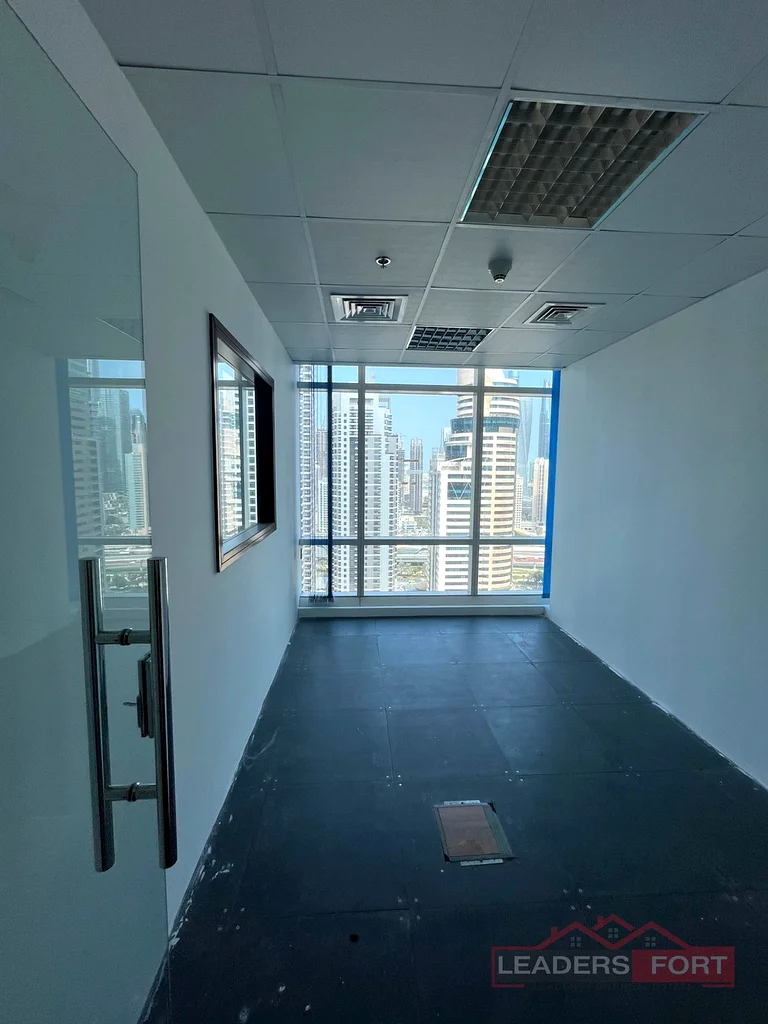 Partitioned Office/  Lake View/Prime JLT Location64071527665921112