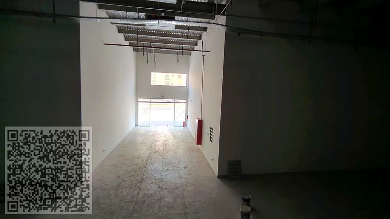 📍 موقع متميز | مساحة تجارية كبيرة | إيجار قابل للتفاوض64073562315009110
