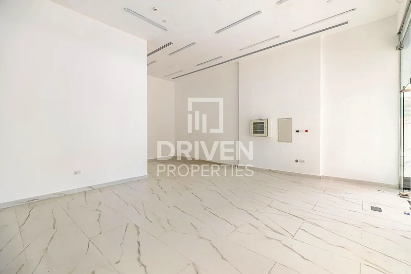 Retail Shop | More Options | Ready to move in64062481414915113