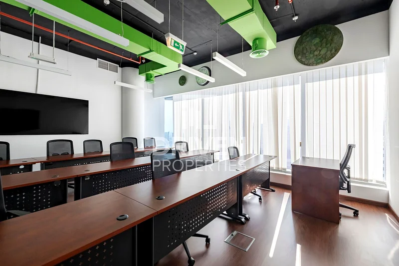 Spacious Office with Canal view | Prime Location64069966936707114