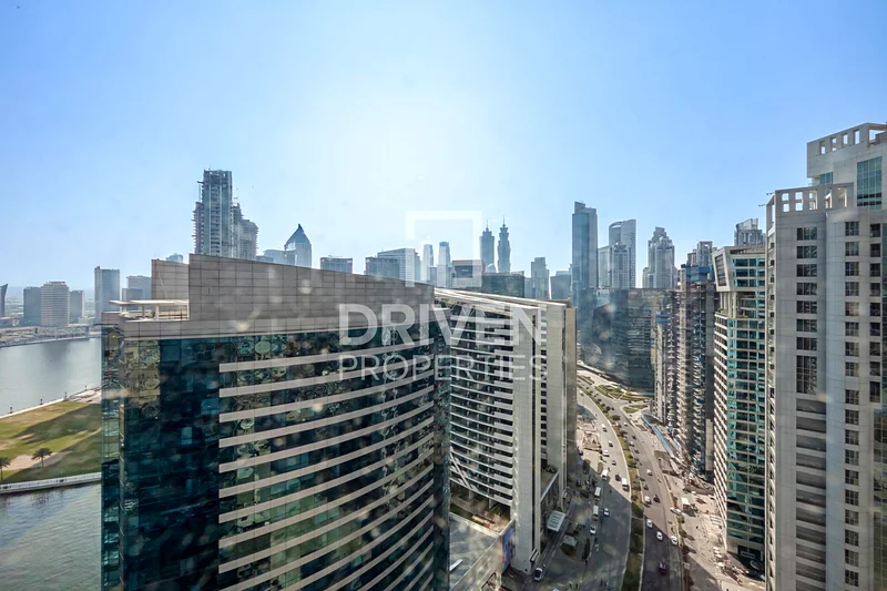 Spacious Office with Canal view | Prime Location64069966936707112
