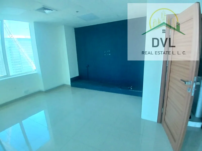 Fitted office | Attached washroom & Pantry64069305062147114
