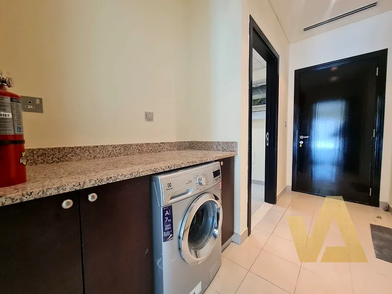 Middle  Villa | Vacant Now | View Now64051029283841114