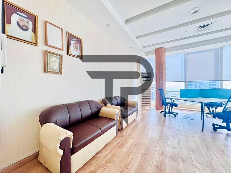 مؤثث | بالقرب من المترو | طابق عالي | شاغر64070634852227112