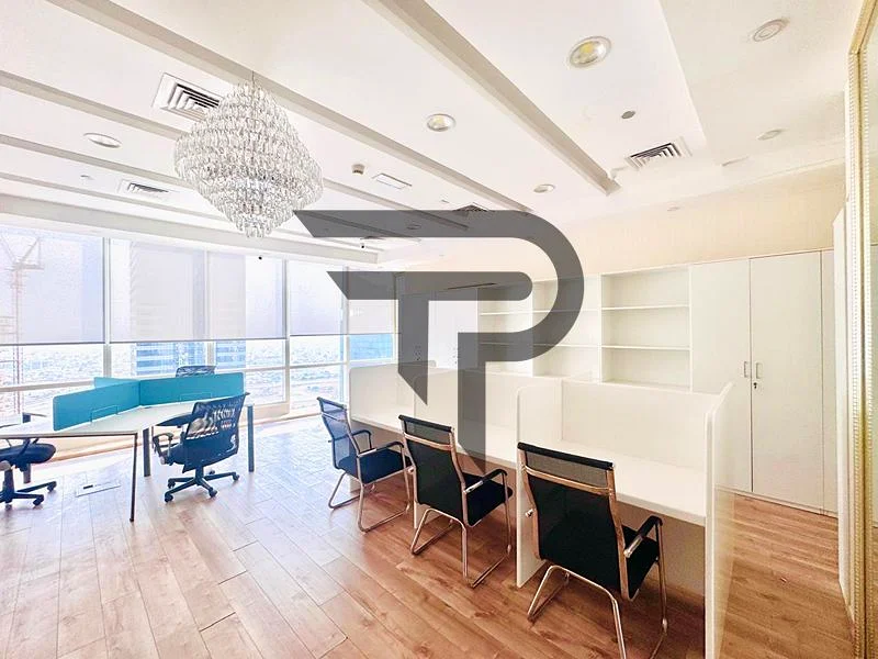 مؤثث | بالقرب من المترو | طابق عالي | شاغر64070634852227110