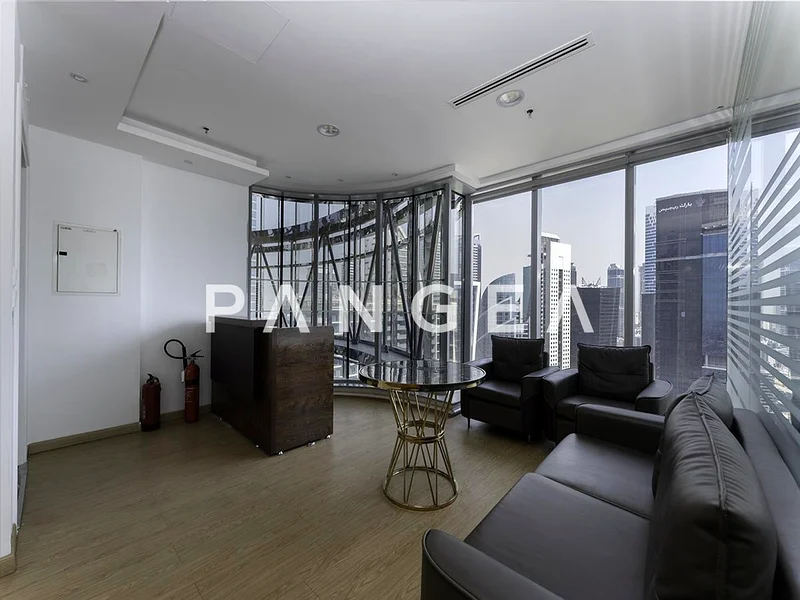 Close to metro | Furnished | High Floor64069305154306111