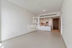 Luxurious APT | Unique Layout | Refined Finish