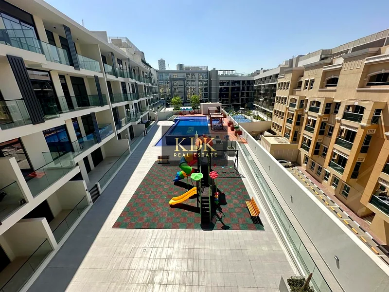 Community View | Prime Location | Spacious Unit64179183084930110