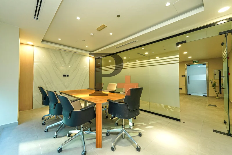 Spacious Office | Move-In Ready64064592809858110