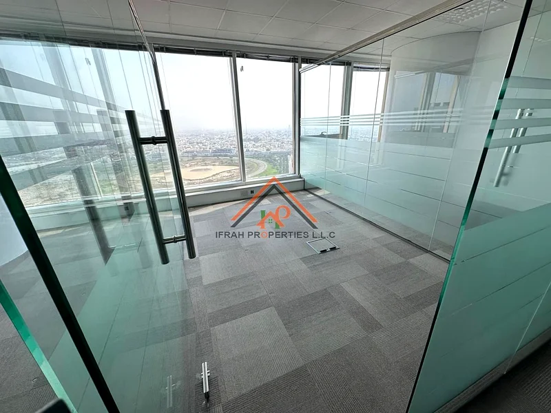 Hot Deal | 1 Month Free | Fully Fitted | Race Course View64068652366339114