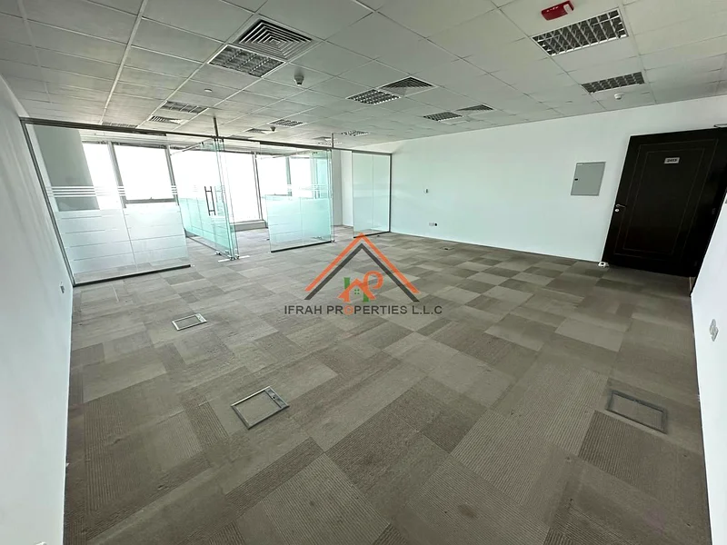 Hot Deal | 1 Month Free | Fully Fitted | Race Course View64068652366339111