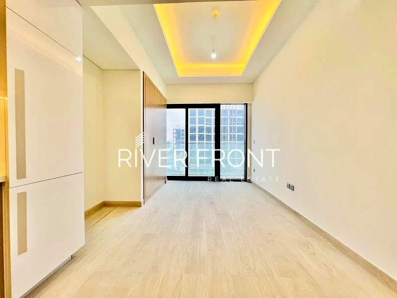 Luxury Studio | Ready to Move | On High Floor64151848208642111