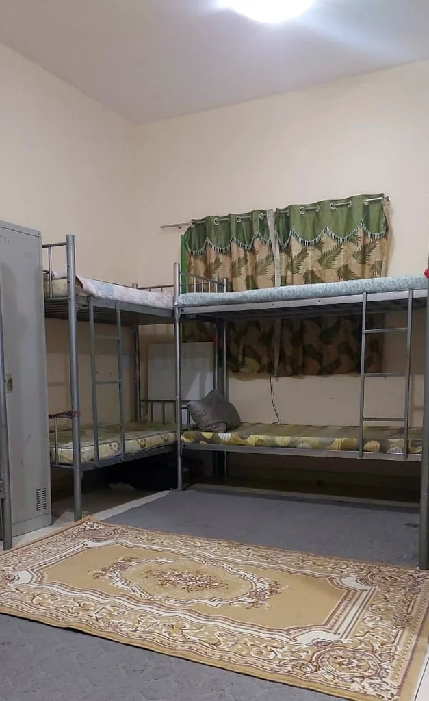 مساحة سرير متوفرة بالقرب من مخرج مترو أبو بكر -264048914839682110