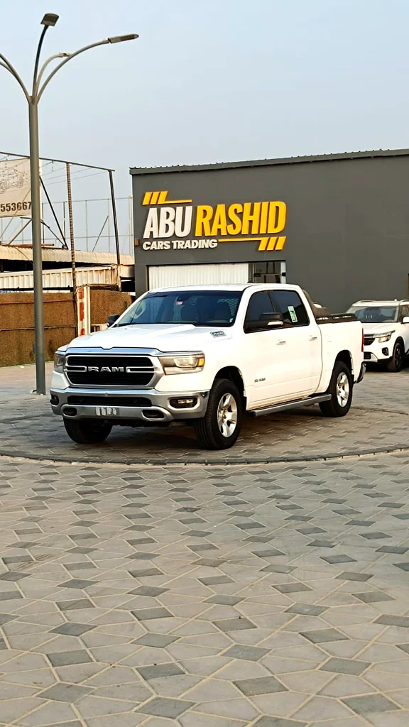 Dodge Ram Big Horn 2019 | Powerful V8 Pickup63893672934915111