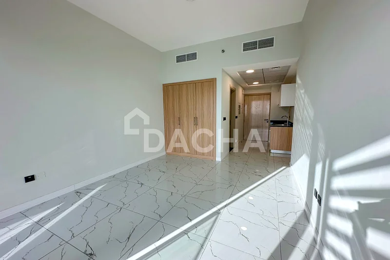 1 Min from Metro | High Floor | Sunset View64218851784195112