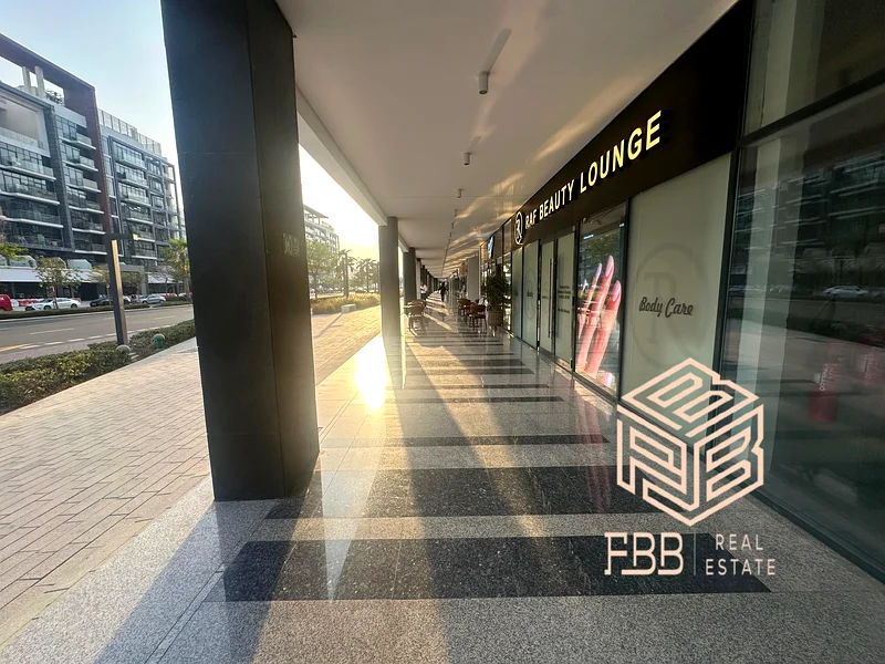 Retail Shop for Rent | Prime Location in Azizi Riviera 16 | 577 Sqft | Boulevard View | AED 190,00064065367628803110